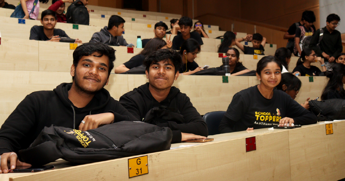 JEE Main 2026: Debate Over Offline Mode - What’s Really Happening and Why Online Is Still Better